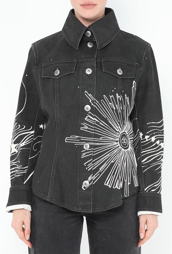 Chanel 2022 Printed Denim Jacket - 3