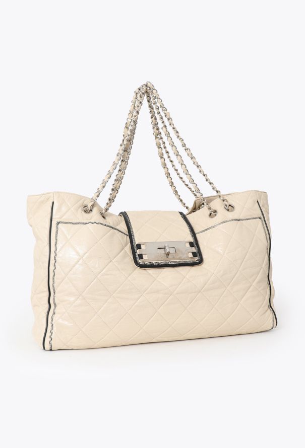 【CHANEL】Chanel vintage tote bag★トートバッグ ホワイト Vintage Chanel CC Chain Shopping Tote Bag White Caviar Gold