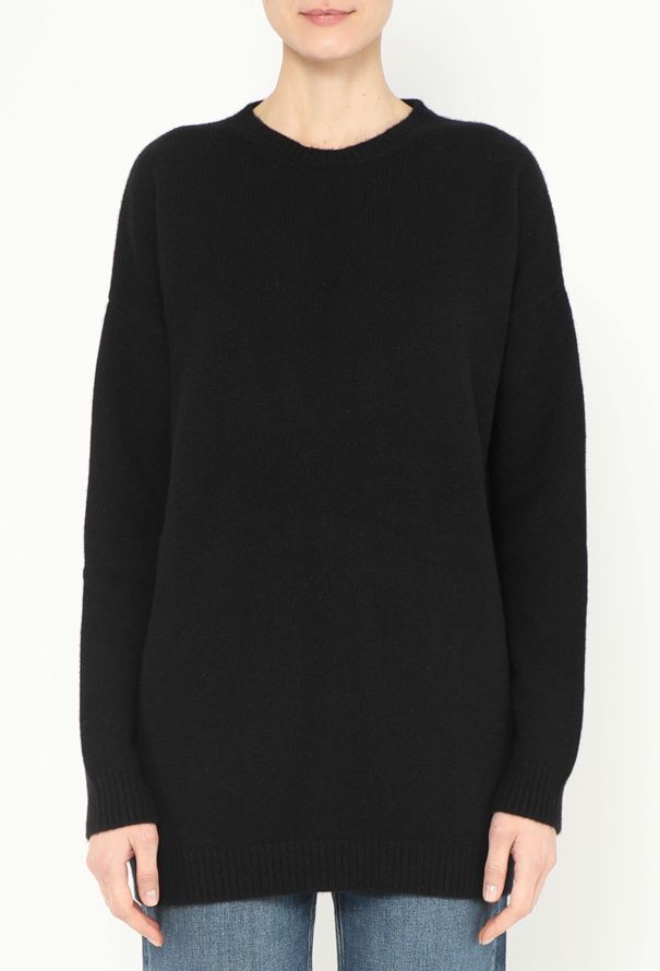 Valentino Pre-Fall 2023 Cashmere Sweater - 1