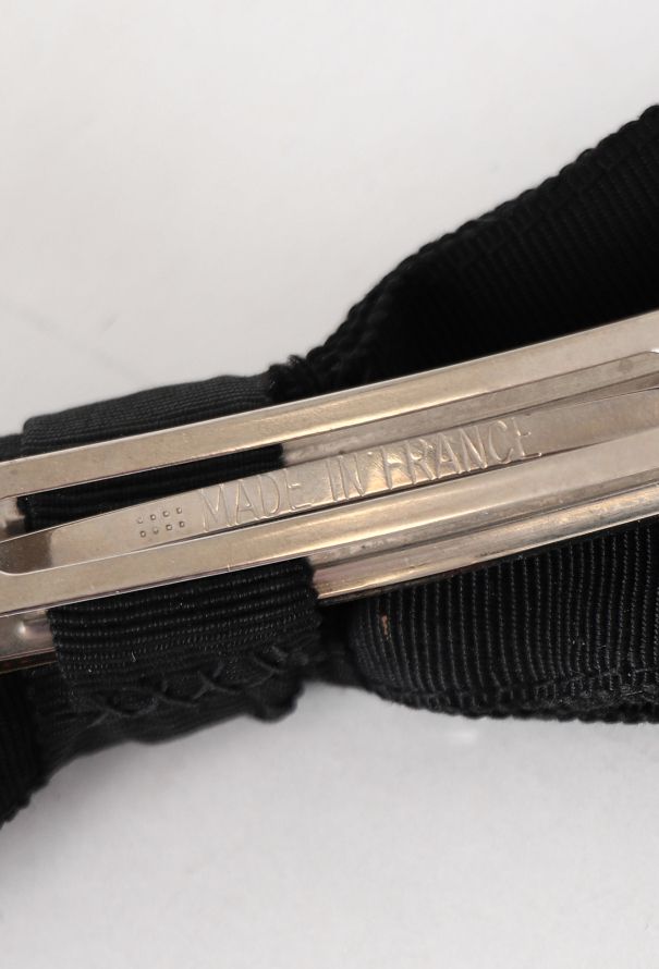 Chanel '70s Grosgrain Bow Hairclip - 6 Chanel '70s Grosgrain Bow Hairclip - 6