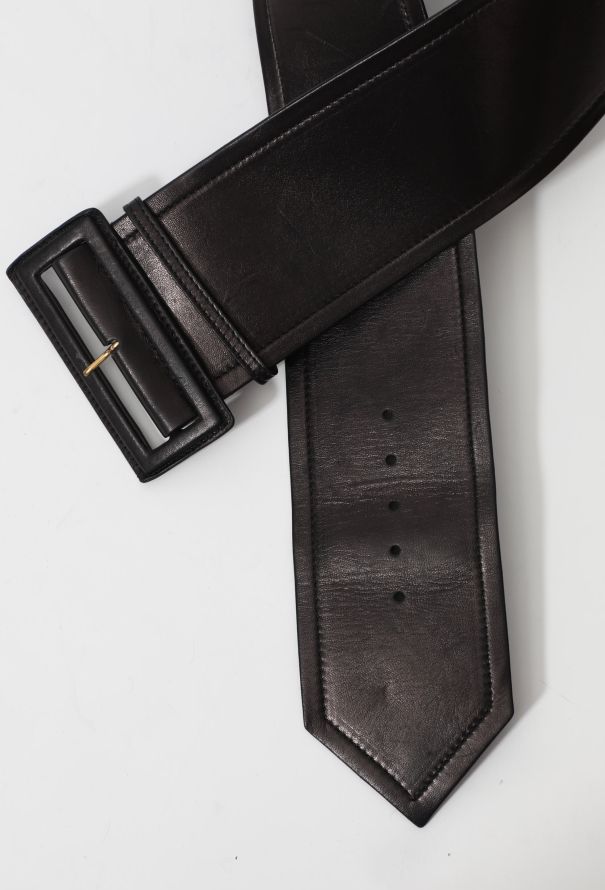 Buy Louis Vuitton women/men leather belt Online at desertcartIsrael