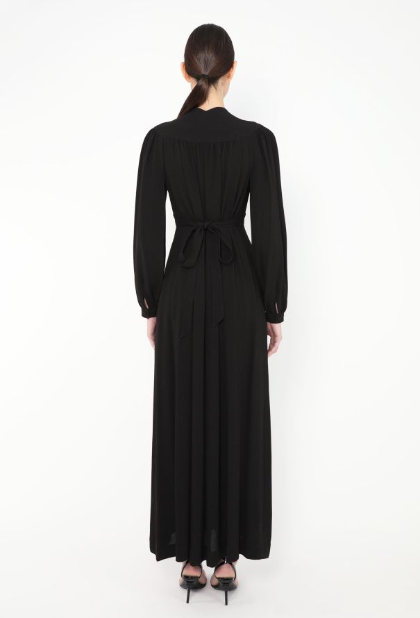 Ossie Clark Timeless Mid '70s Plunging Crêpe Dress - 5