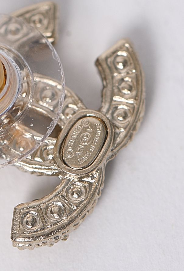 Chanel 2021 Mini Pearl 'CC' Earrings - 4