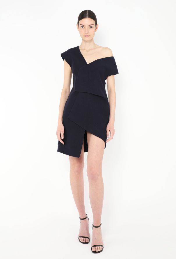 Jacquemus F/W 2015 Asymmetrical Felted Dress - 4 Jacquemus F/W 2015 Asymmetrical Felted Dress - 4