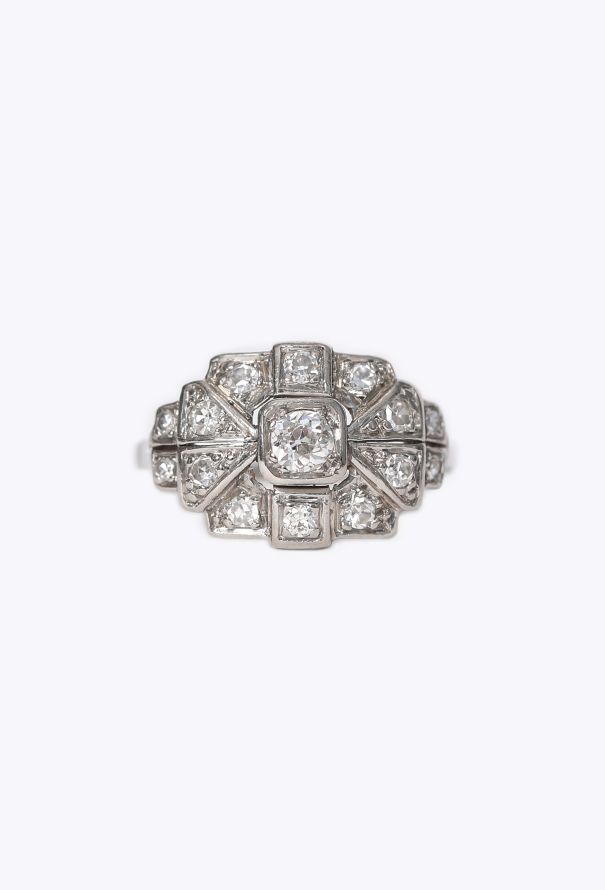 Vintage Fine Jewelry Art Déco 1930s Platinum Diamond Ring - 2