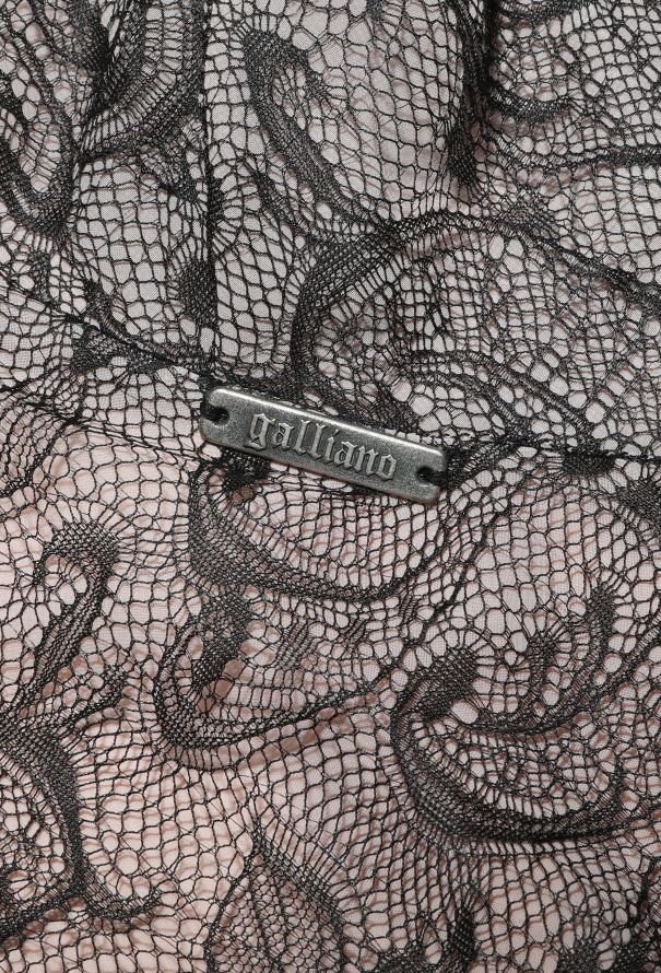 John Galliano S/S 2010 Lace Open-Back Dress - 7 John Galliano S/S 2010 Lace Open-Back Dress - 7