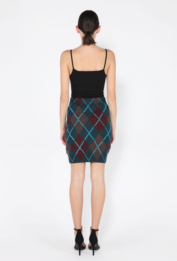 Chanel F/W 2024 Cashmere Knit Sweater & Skirt Ensemble - 6