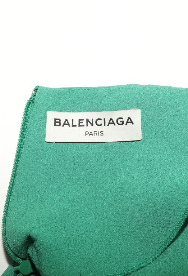 Balenciaga Resort 2017 Asymmetrical Pleated Top - 5