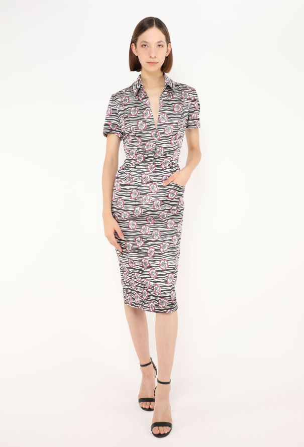 Chanel S/S 2023 Graphic Silk Dress - 4