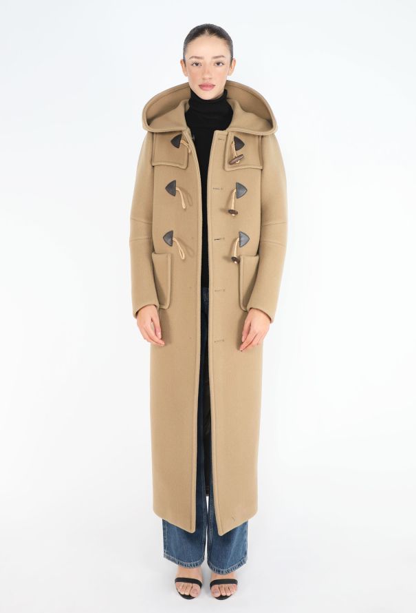 Prada F/W 2023 Sculpted Duffle Coat - 3