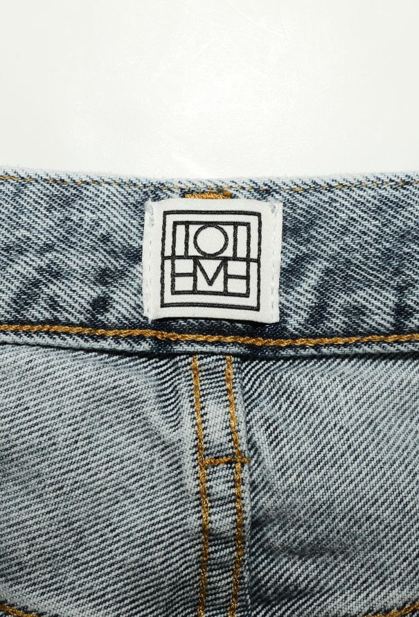 Toteme Straight-Leg Jeans - 5 Toteme Straight-Leg Jeans - 5