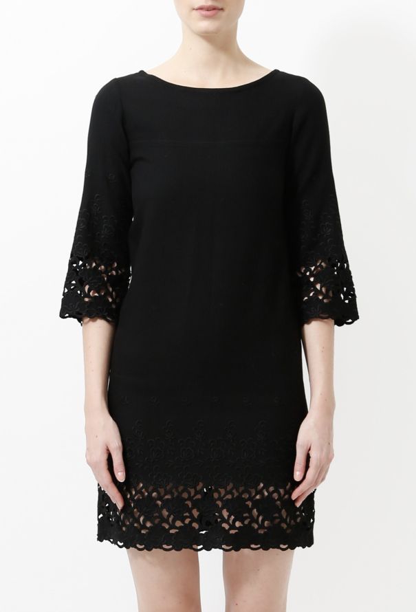 Saint Laurent Collector 1969 Haute Couture Lace Dress - 2 Saint Laurent Collector 1969 Haute Couture Lace Dress - 2