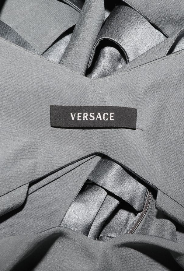 Gianni Versace F/W 2008 Ruffled Silk Charmeuse Gown - 6