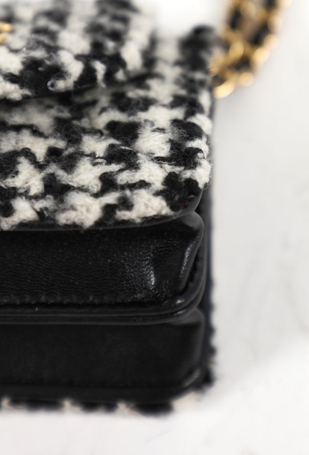 Chanel Tweed Mini Houndstooth Crossbody, 2019 - 8