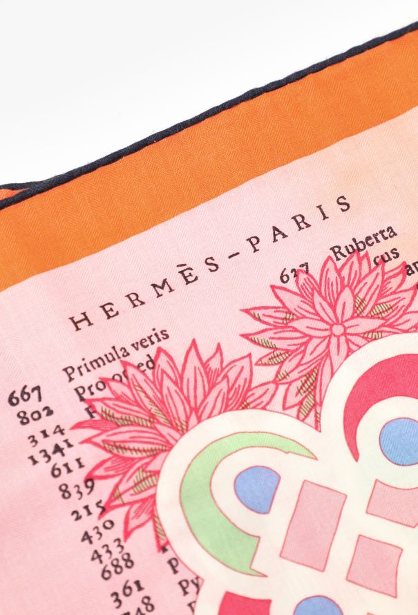 Hermès 'Botanica Grafica' 140cm Cashmere Grand Carré - 3