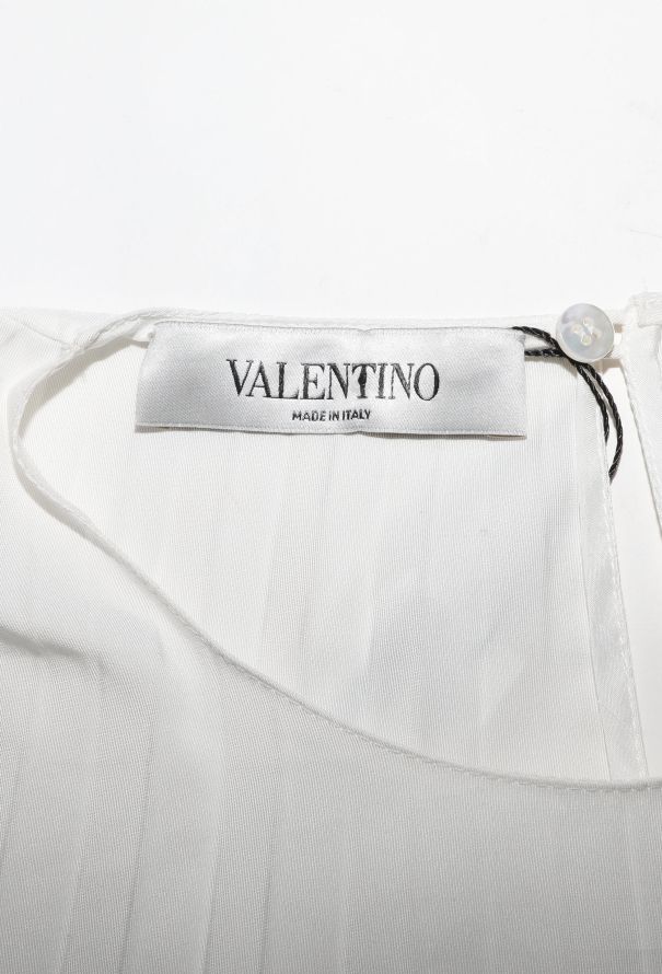 Valentino S/S 2019 Pleated Angel-Sleeve Blouse - 6