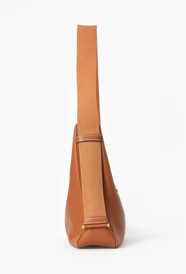 Hermès Vintage Gold Togo Tsako Bag - 3
