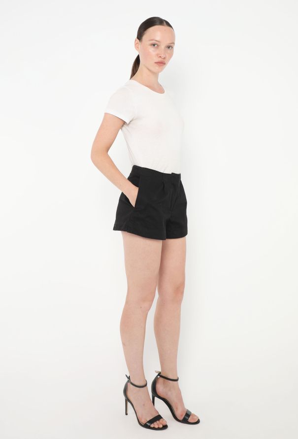 Loewe 2022 Pleated Gabardine Shorts - 4