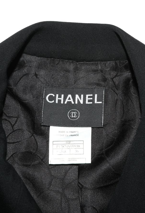 Chanel S/S 2001 Notched 'CC' Blazer - 7