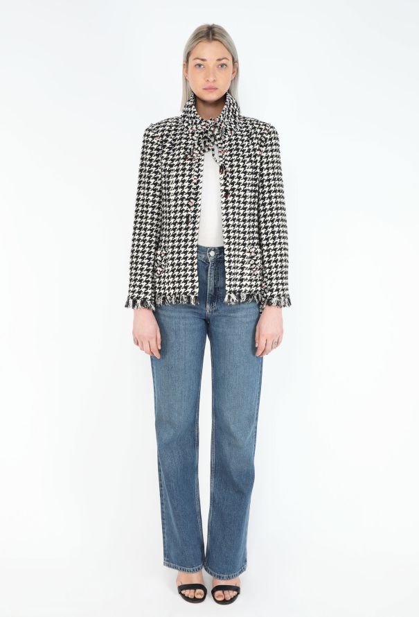 Chanel Houndstooth Tweed High-Collar Jacket - 3