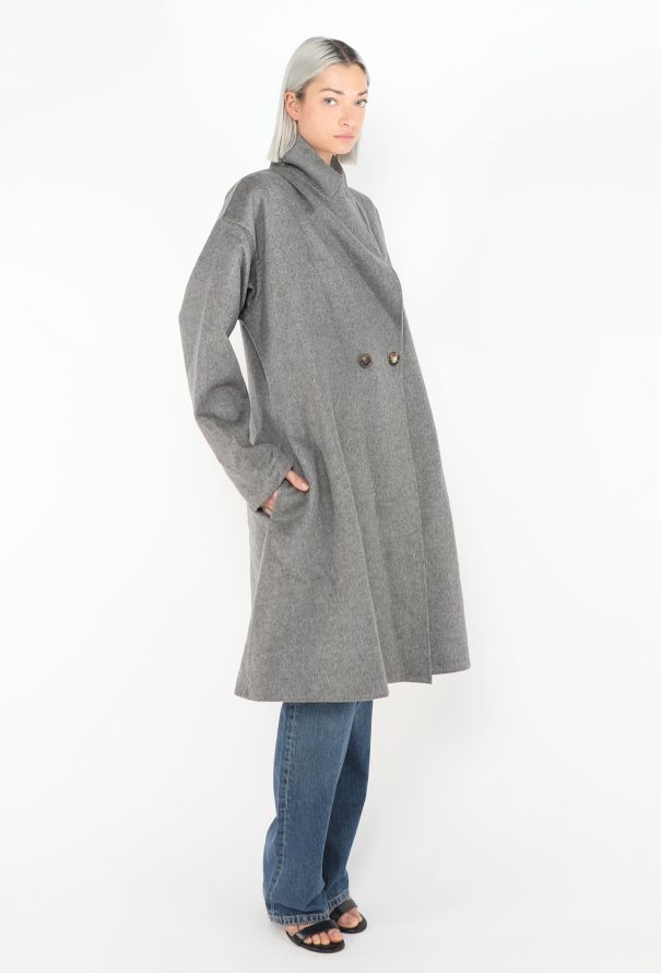 Hermès Asymmetrical Notched Cashmere Coat - 4