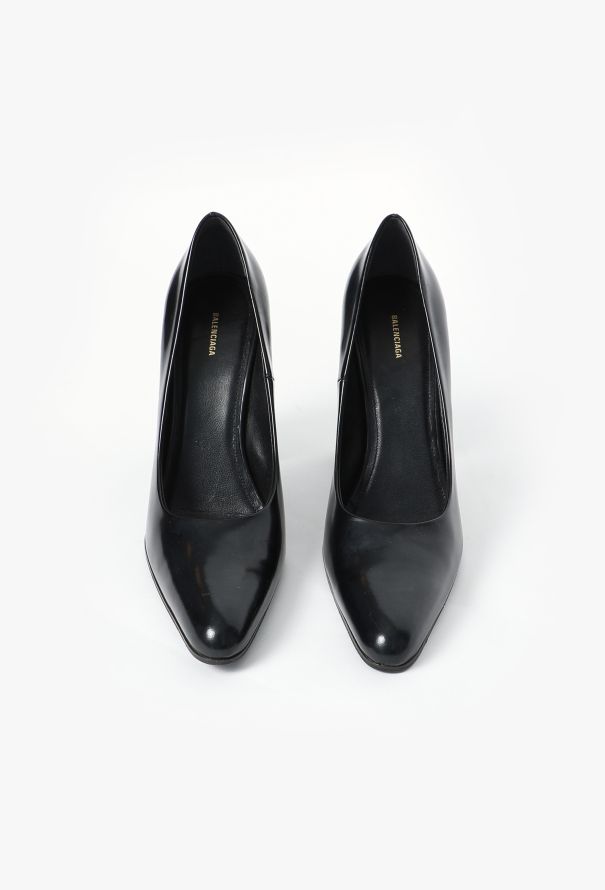 Balenciaga 2022 Round Toe Leather Pumps - 3