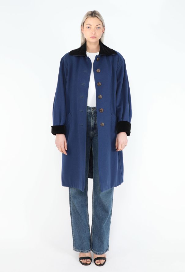 Saint Laurent Mid '70s Felted Velvet Trim Coat - 2