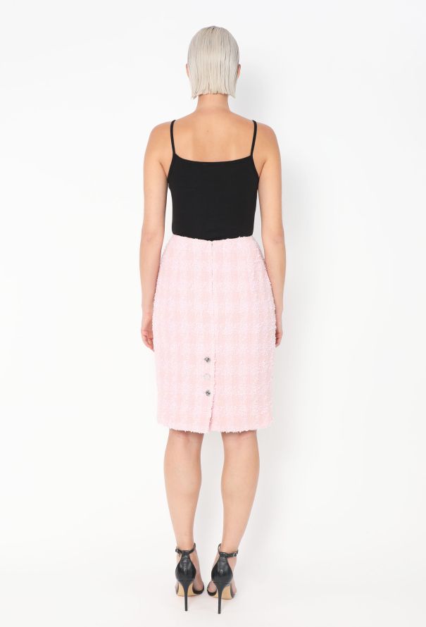 Chanel 1996 Frayed Houndstooth 'CC' Skirt - 4 Chanel 1996 Frayed Houndstooth 'CC' Skirt - 4