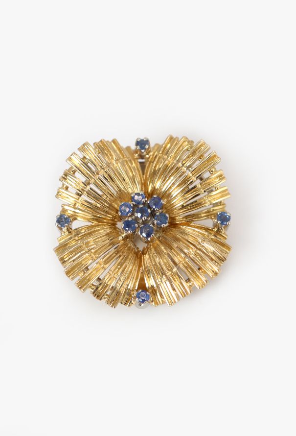 Vintage Fine Jewelry 18k Yellow Gold & Sapphire Flower Clip Earrings - 5 Vintage Fine Jewelry 18k Yellow Gold & Sapphire Flower Clip Earrings - 5