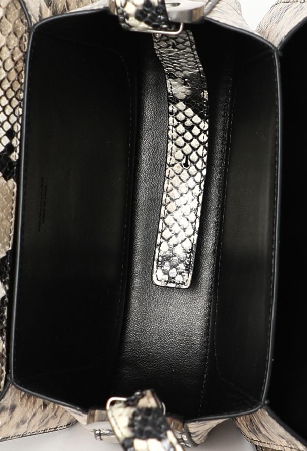 Jil Sander Medium Embossed Coin Bag - 11