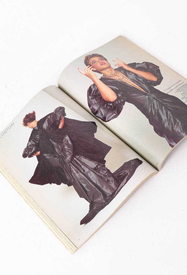 VOGUE UK 1982 Patrick Demarchelier Fashion Trio - 3 VOGUE UK 1982 Patrick Demarchelier Fashion Trio - 3