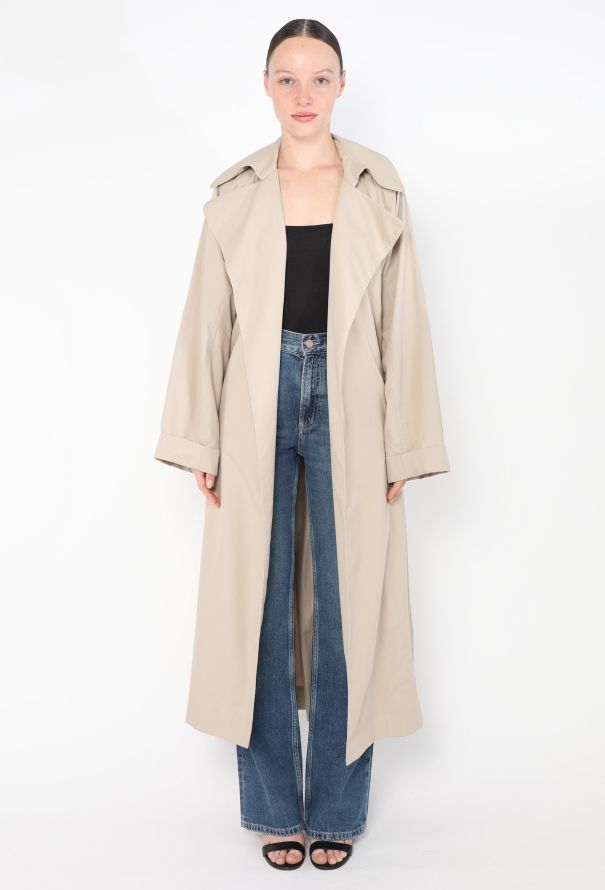 The Row S/S 2023 Badva Belted Trench - 2 The Row S/S 2023 Badva Belted Trench - 2