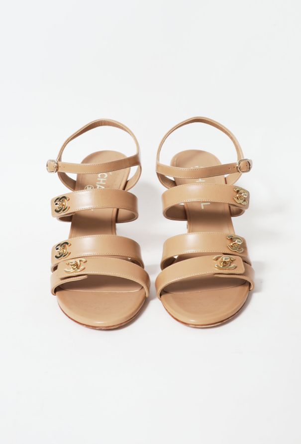 Turnlock 'CC' Leather Sandals