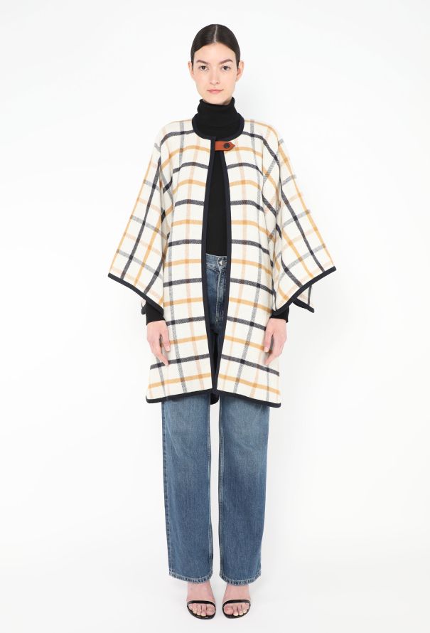 Hermès 2025 Reversible Cashmere Camail Poncho - 1