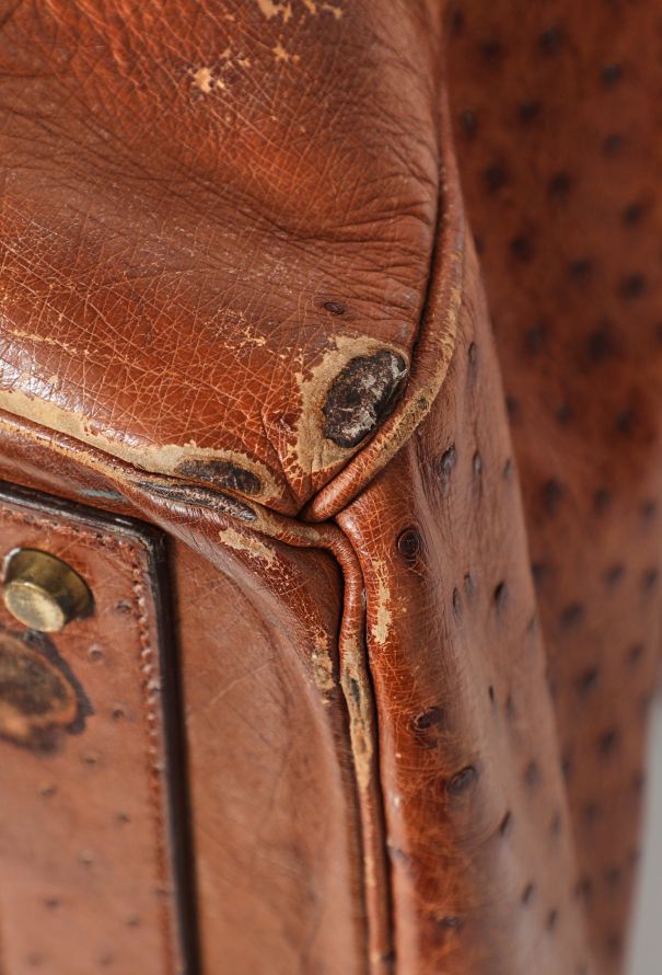 Italian Lock & Key Genuine Ostrich Embossed Leather Handbag 