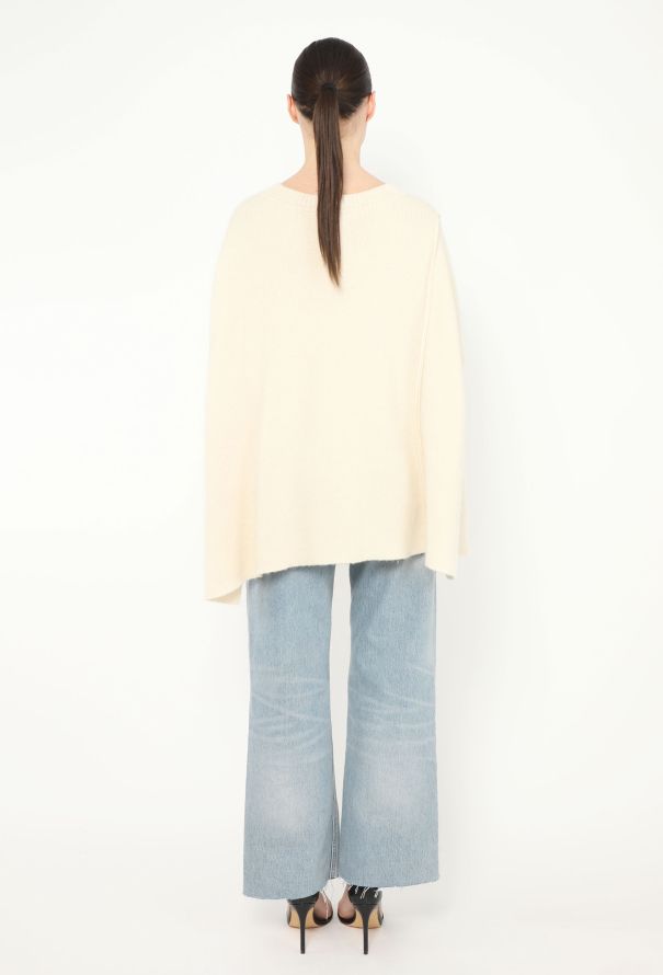 The Row 2023 Oversized Cashmere Sweater - 4 The Row 2023 Oversized Cashmere Sweater - 4