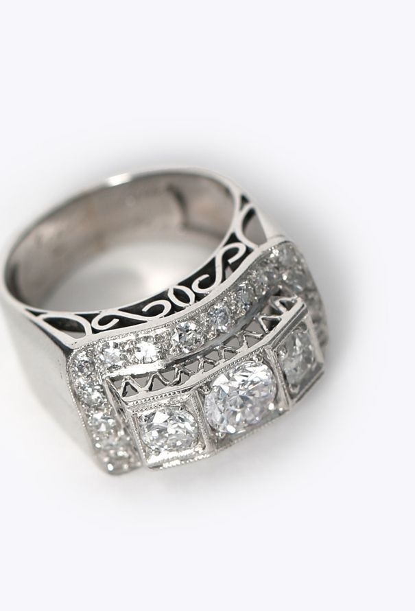 Vintage Fine Jewelry 1940s 18K White Gold Retro Diamond Ring - 5