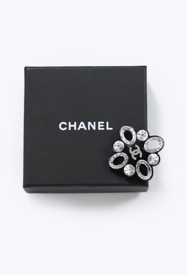 Chanel 2016 Resin and Crystal 'CC' Brooch - 5