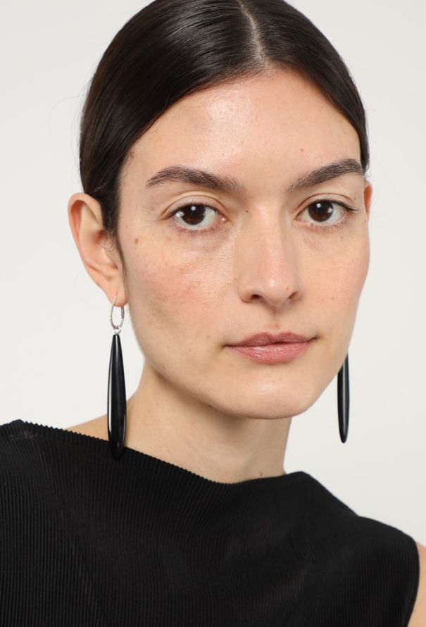 Vintage Fine Jewelry 18k White Gold, Diamond & Onyx Earrings - 2 Vintage Fine Jewelry 18k White Gold, Diamond & Onyx Earrings - 2