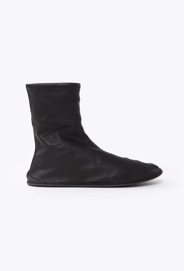 The Row Resort 2024 Lulu Stretch Boots - 1
