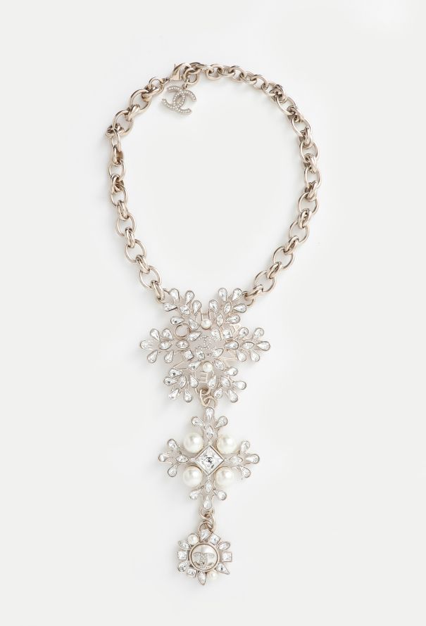 Chanel F/W 2019 Strass Snowflake 'CC' Necklace - 1
