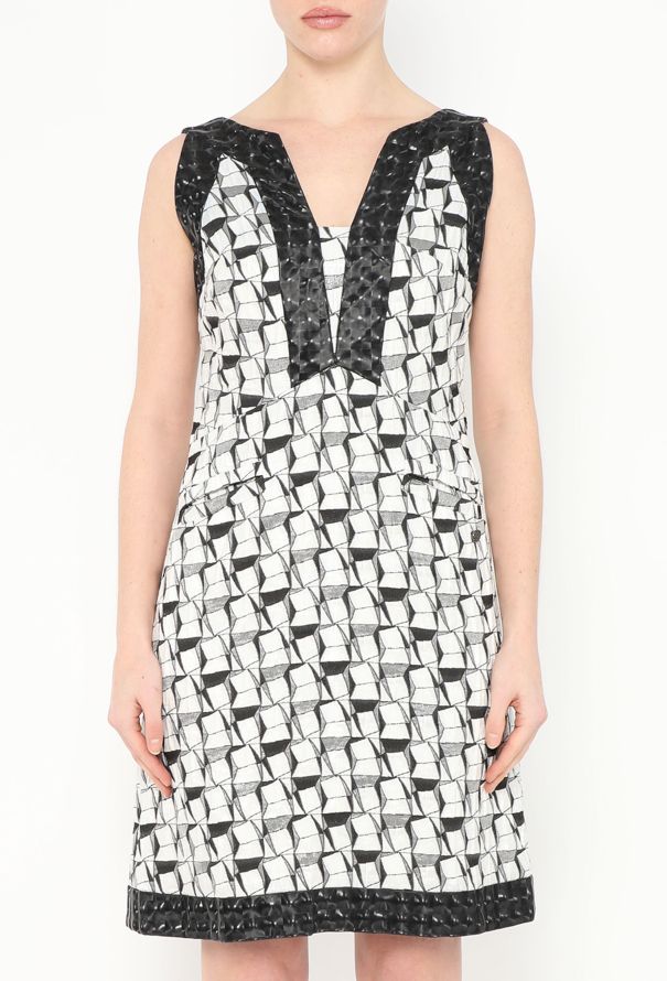 Chanel Resort 2015 Geometric Lamé Dress - 3