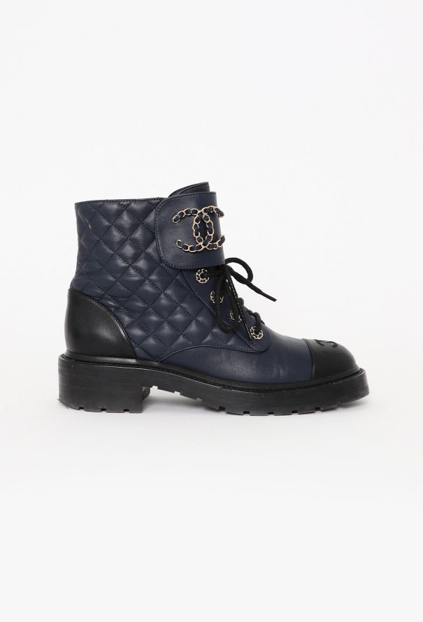 Chanel 2022 Quilted Brave 'CC' Boots - 1