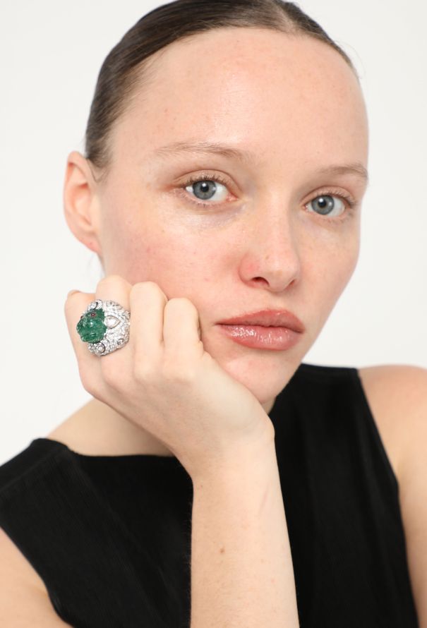 Repossi Bespoke 18k White Gold, Ruby & Emerald Feline Ring - 2 Repossi Bespoke 18k White Gold, Ruby & Emerald Feline Ring - 2