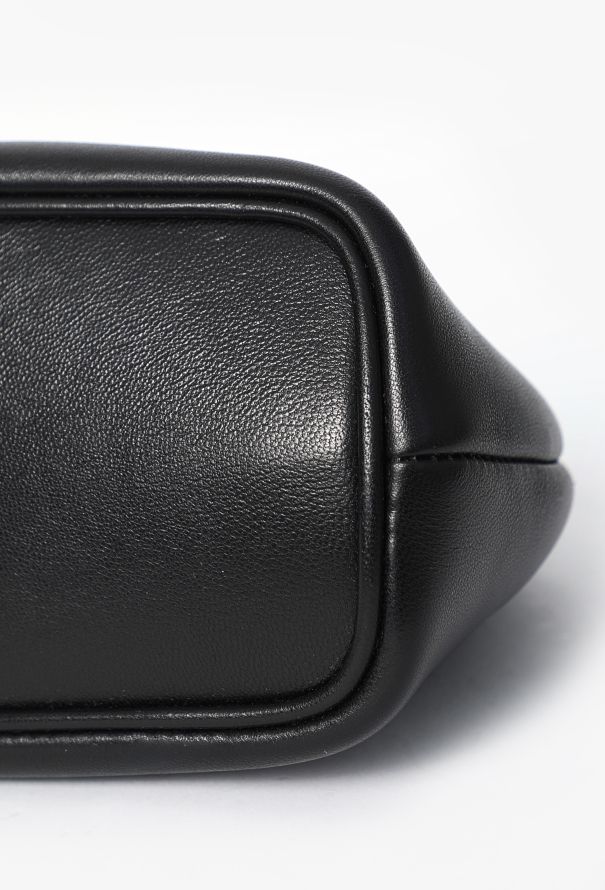 Jacquemus Mini 'La Petite Calino' bracelet Bag - 12