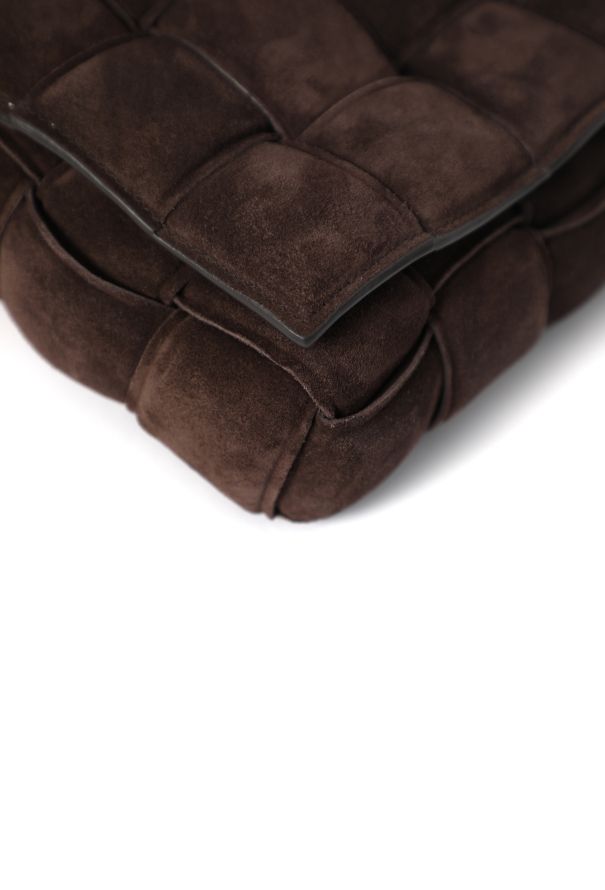 Bottega Veneta Padded Cassette Bag, Resort 2020 - 9