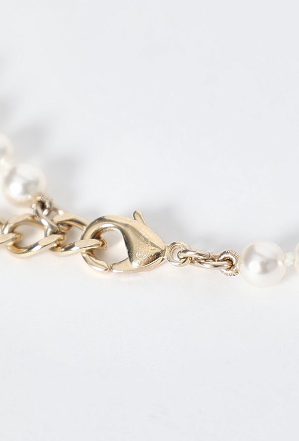 Chanel 2022 Pearl 'CC' Choker - 5