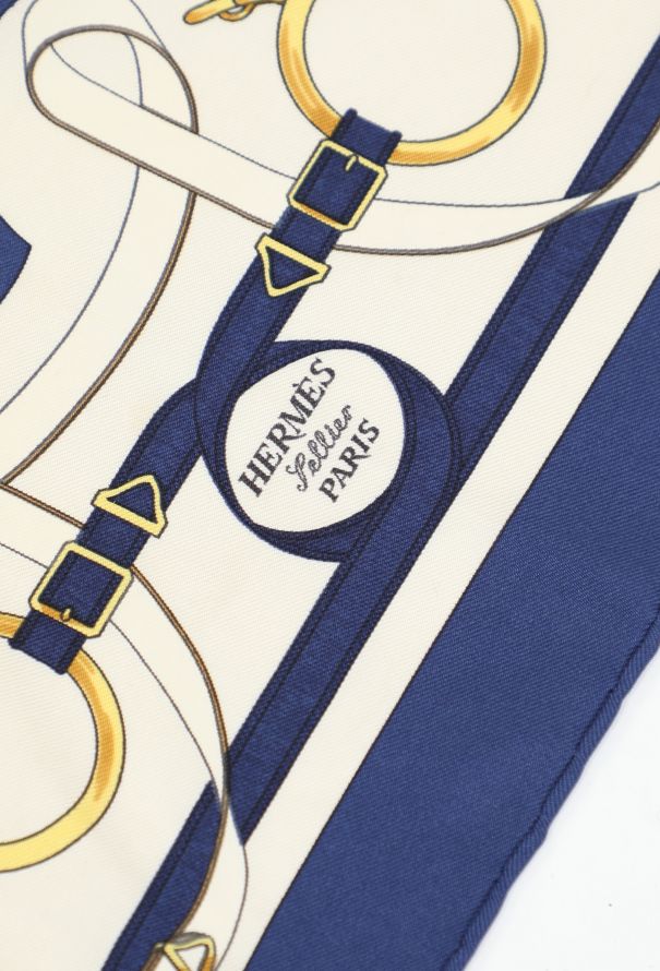 Hermès Vintage 'Éperon d'Or' 45cm Petite Carré - 6
