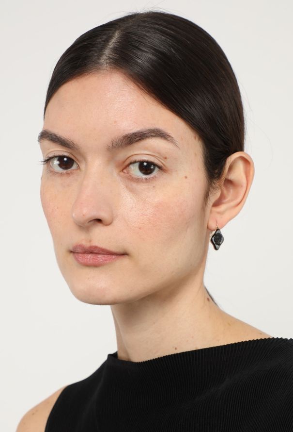 Vintage Fine Jewelry Antique 18k Rose Gold & Sardonyx Cameo Dormeuses - 2 Vintage Fine Jewelry Antique 18k Rose Gold & Sardonyx Cameo Dormeuses - 2