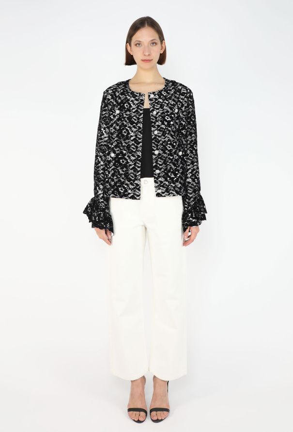 Chanel Paris-Hangzhou Velvet Lace Jacket, Pre-Fall 2025 - 4